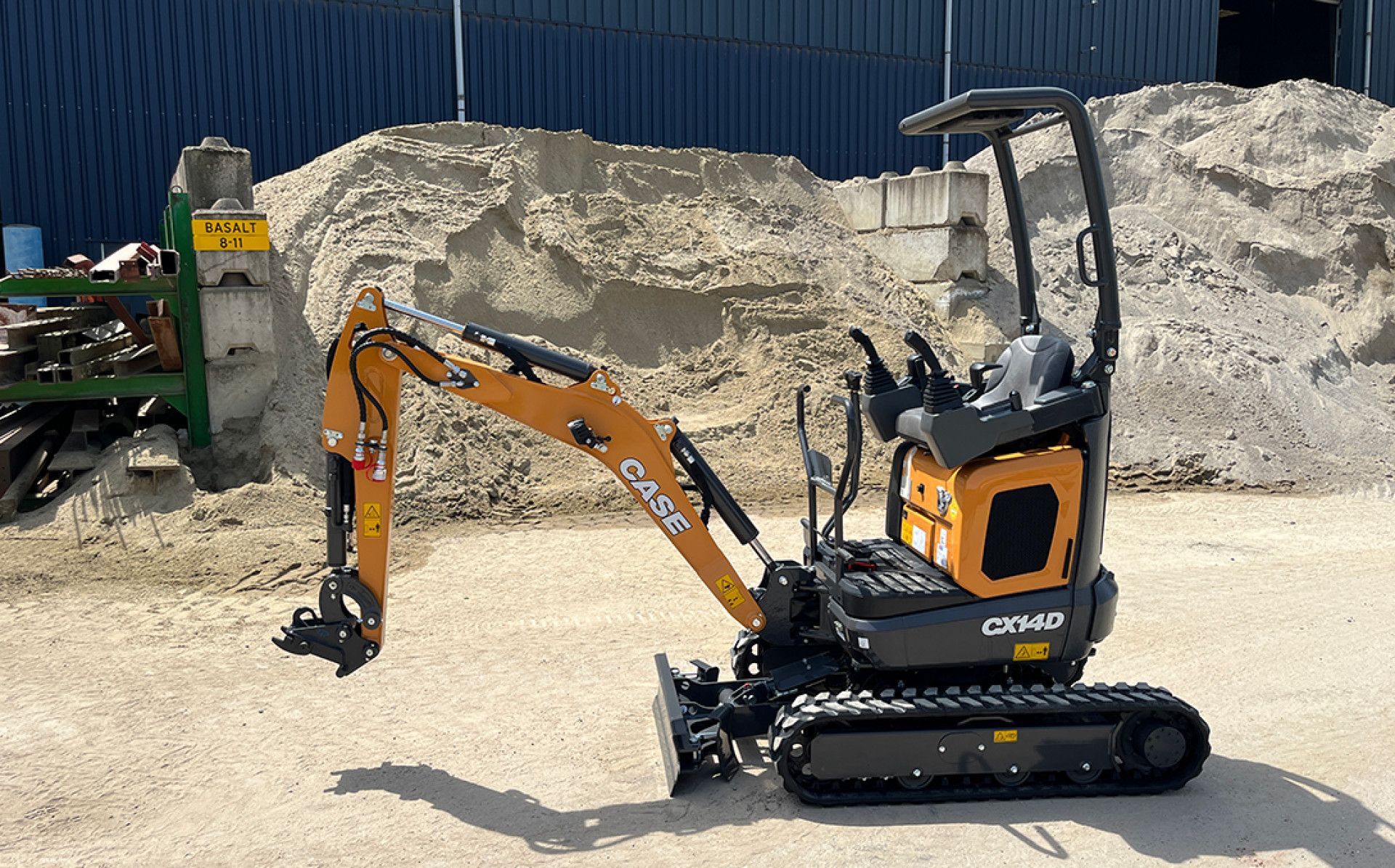 Diverse Case CX14D mini's naar tevreden klanten