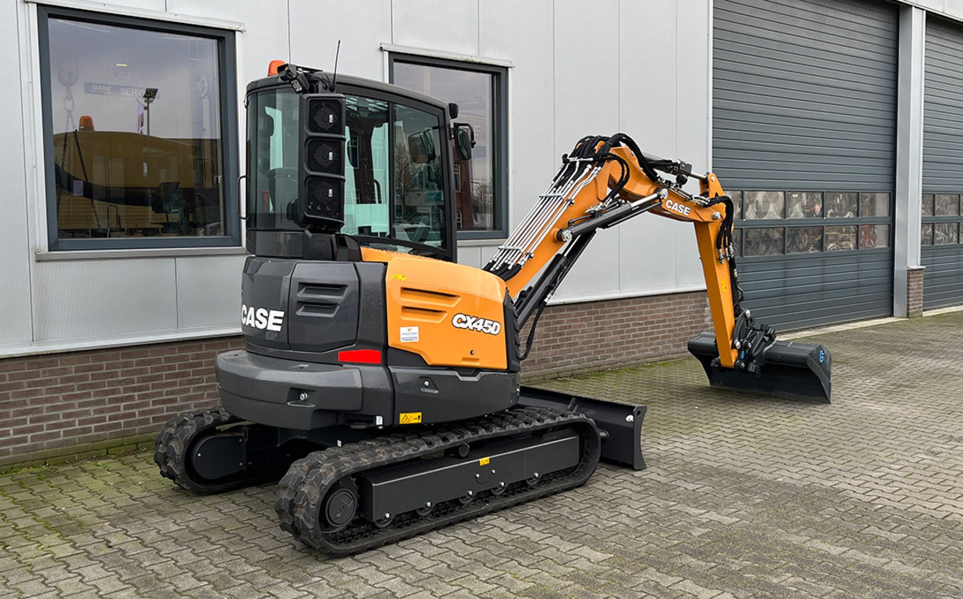Case CX45D - 6