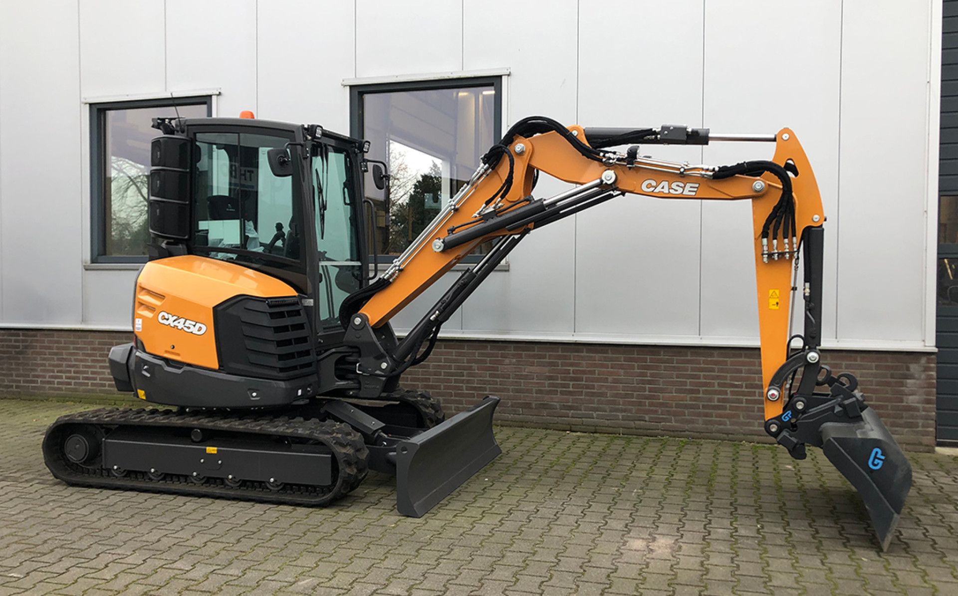 Case CX45D