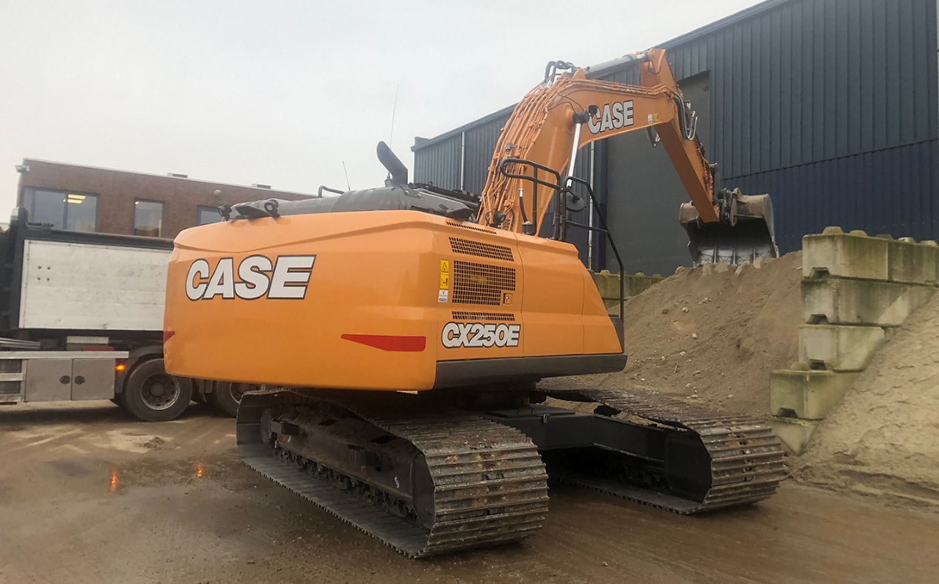 Case CX250E voor Cor Reuten en Zn BV - 4