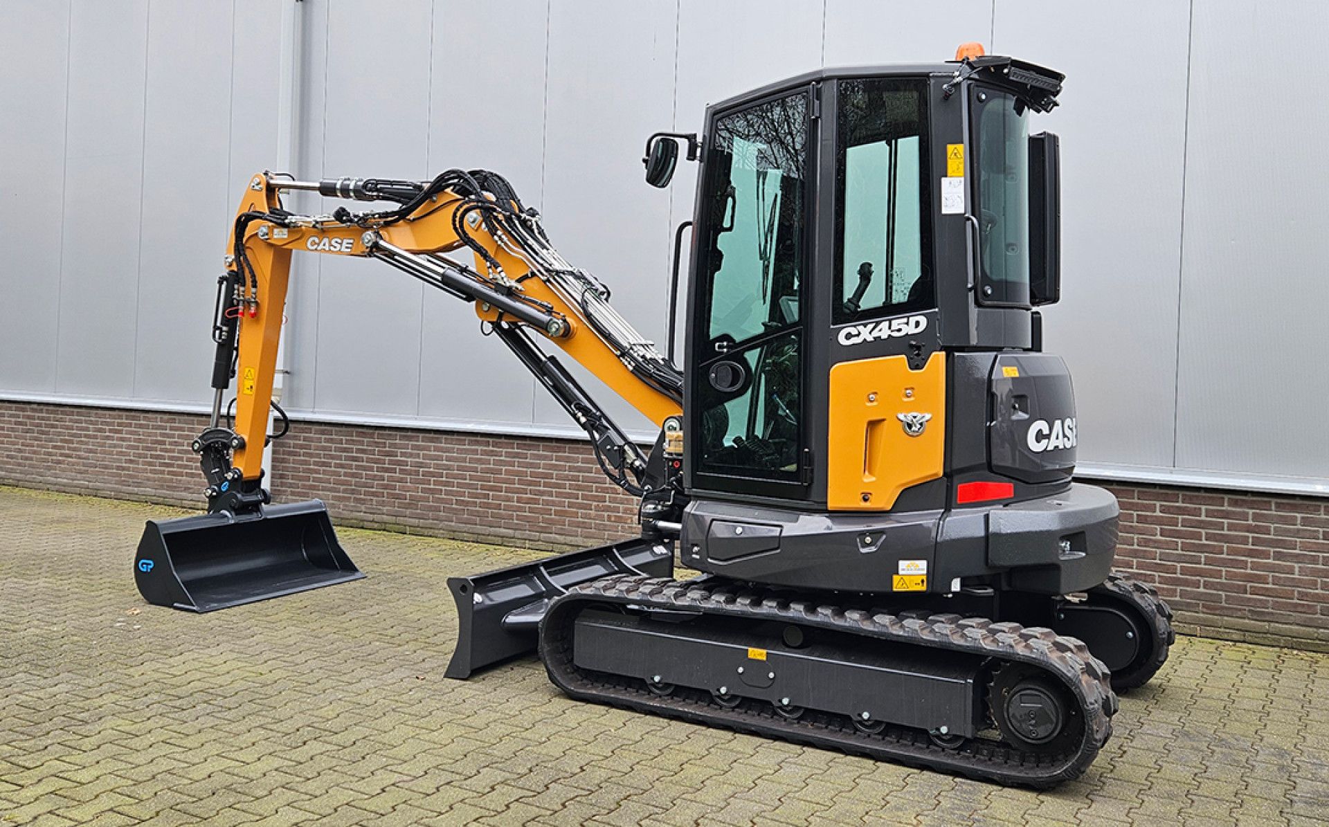 Case CX45D - 5