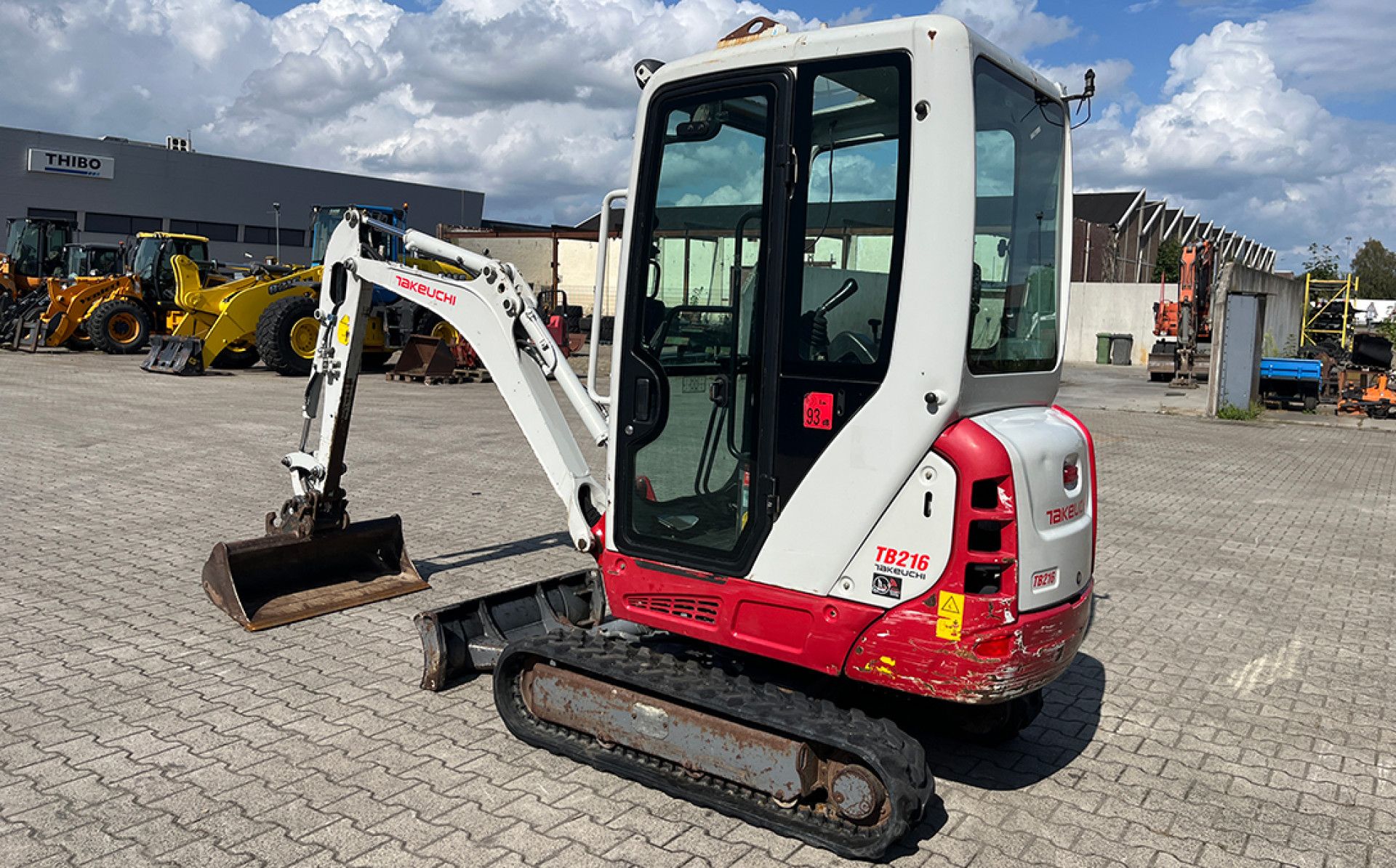 Takeuchi TB216 - 4