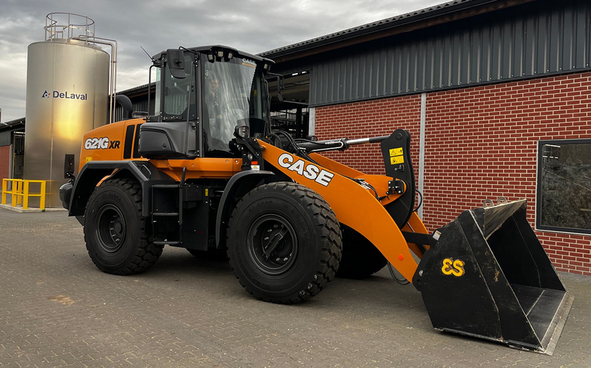 Case 621G-XR voor A.&J. Aarts-Wulmsen uit Asten - 2
